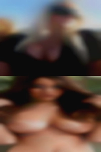 Ohio looking for big cocks horny for threesome!